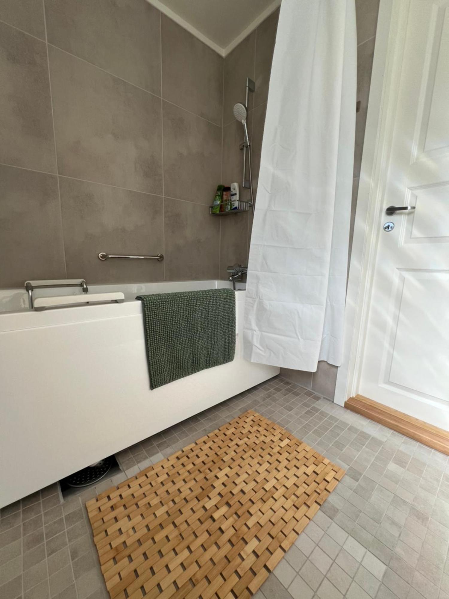 Tromso Arctic Villa With Free Parking Exterior foto